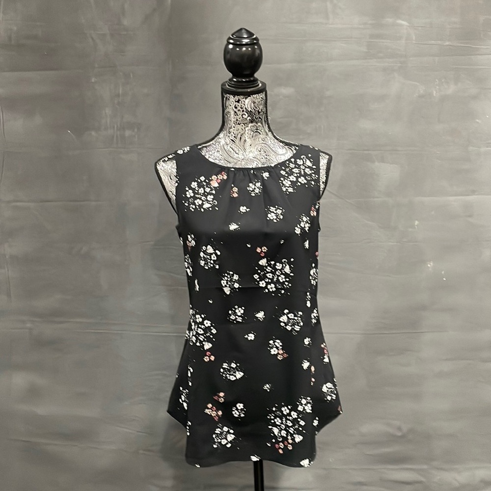 Cabi top